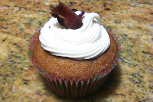 Cupcakes with Cassidy: Bacon Cupcakes surprise with delicious taste
