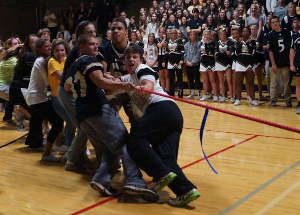 The juniors revenge the seniors in a tug-o-war match. They also beat the freshman and teachers.