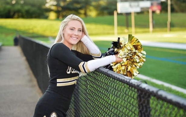 Senior cheerleader reflects on the past, looks toward future