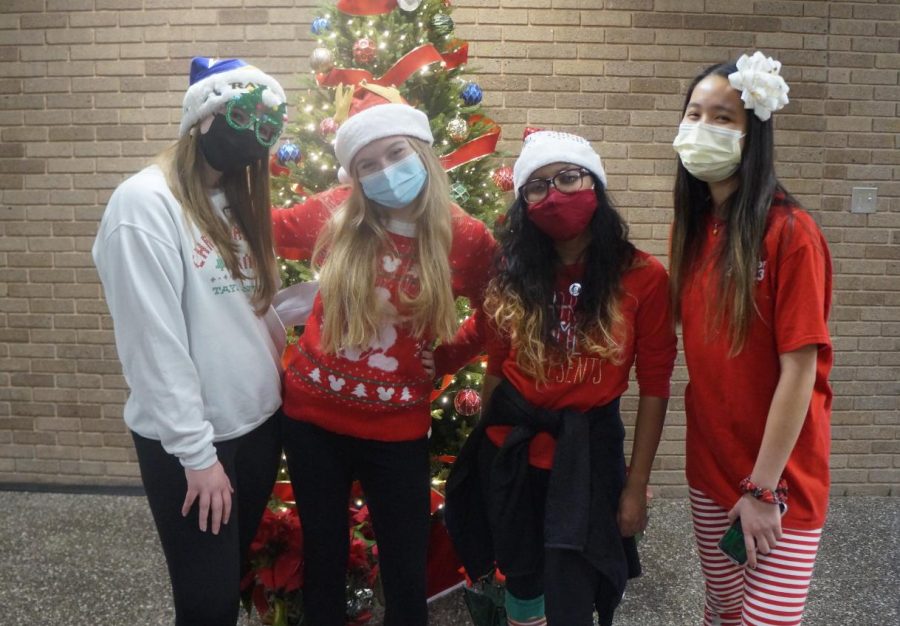 JC traditions spread holiday cheer throughout community