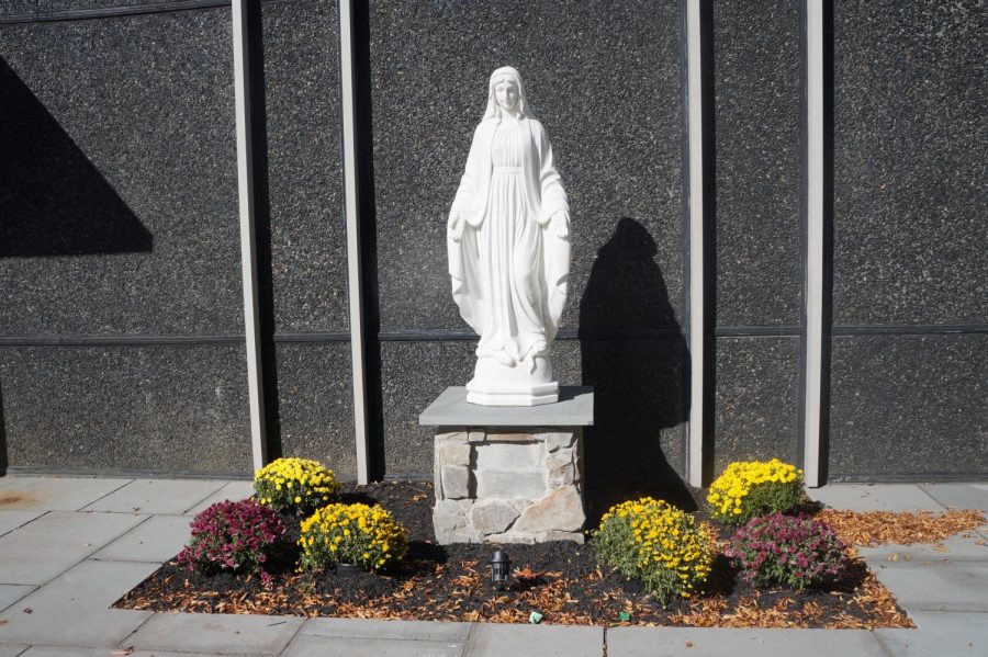 Statue becomes prominent feature in courtyard