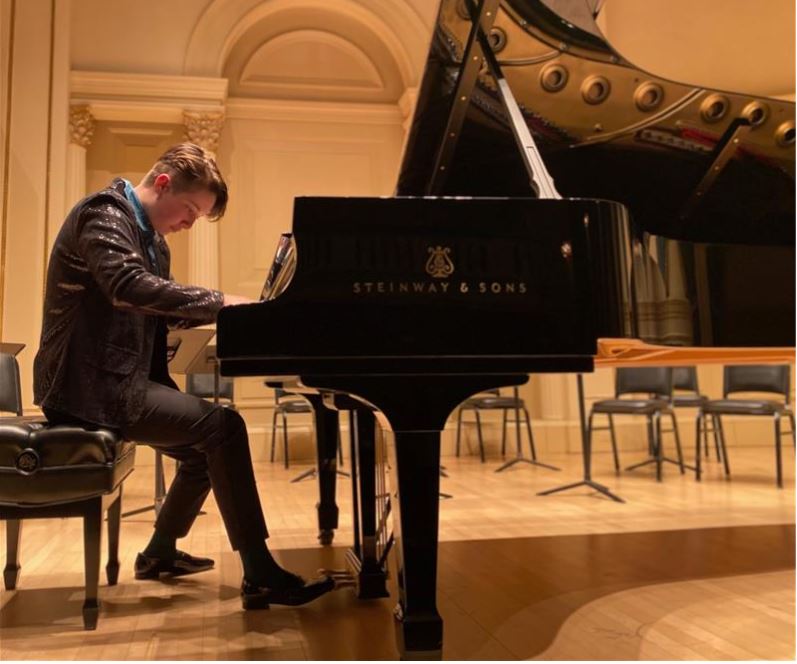 John Carroll junior has honor of playing piano at Carnegie Hall